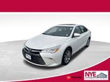 Used 2015 Toyota Camry XLE image 1