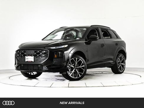 New 2026 Audi Q3 quattro 2.0T image 1