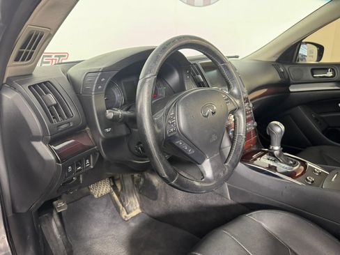 Used 2013 INFINITI G37 Journey w/ Premium Pkg image 10