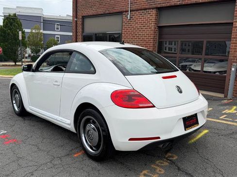 Used 2012 Volkswagen Beetle 2.5 FWD image 9