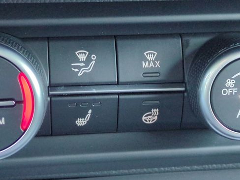 New 2025 Alfa Romeo Stelvio Sprint w/ Convenience Package image 21