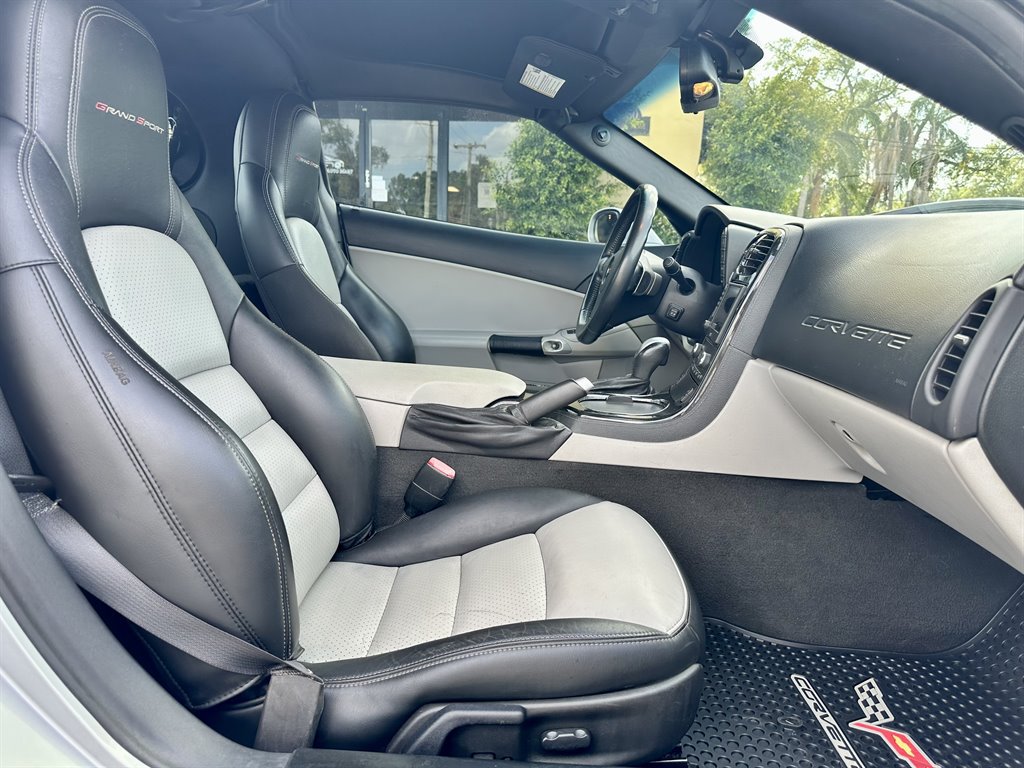 Used 2011 Chevrolet Corvette Grand Sport w/ Preferred Equipment Group RWD image 32