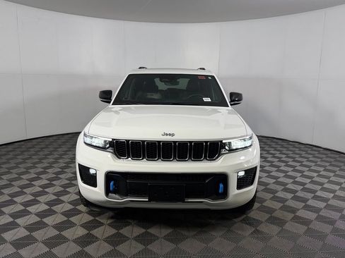 Certified 2022 Jeep Grand Cherokee Overland AWD/4WD image 5