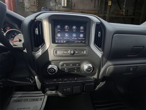 Certified 2025 GMC Sierra 1500 Pro w/ Pro Value Package image 21