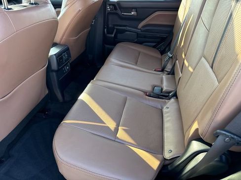 Used 2026 Toyota 4Runner Limited AWD/4WD image 18