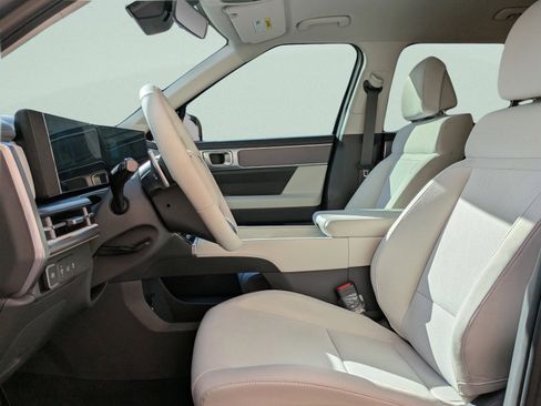 New 2026 Hyundai Santa Fe SE w/ Tow & Go Package FWD image 15