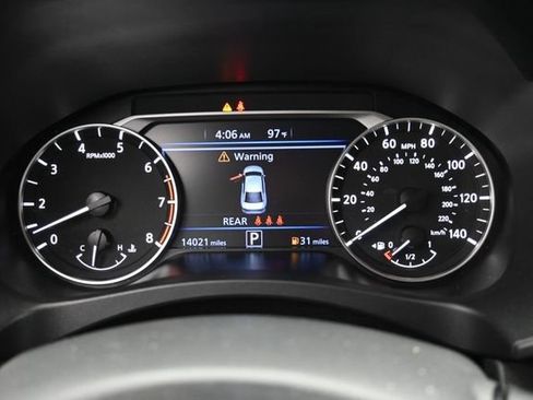 Used 2025 Nissan Altima 2.5 SR AWD/4WD image 16
