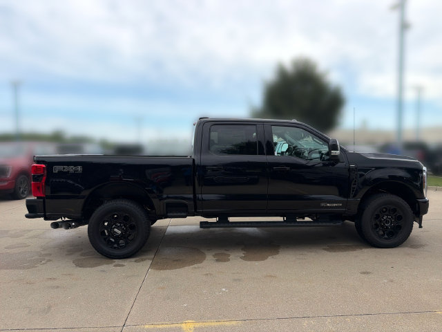 New 2026 Ford F350 Lariat w/ Black Appearance Package AWD/4WD image 3