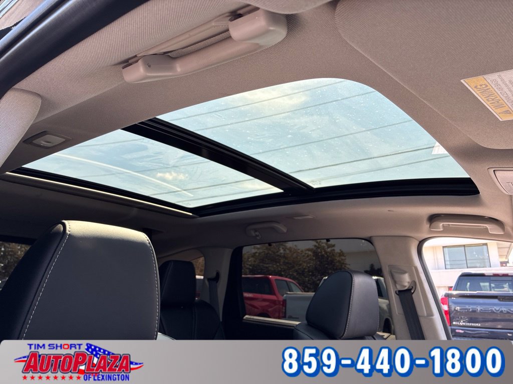 Used 2024 Acura MDX w/ Technology Package FWD image 25