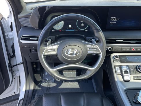 Certified 2025 Hyundai Palisade Calligraphy AWD/4WD image 13
