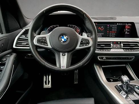 Used 2022 BMW X5 xDrive40i w/ M Sport Package AWD/4WD image 8
