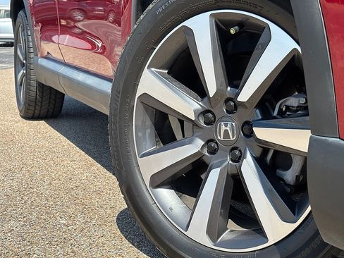 Used 2023 Honda Pilot Elite image 2