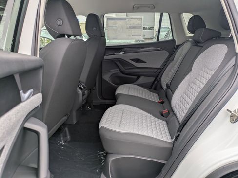New 2026 Volkswagen Tiguan S AWD/4WD image 16