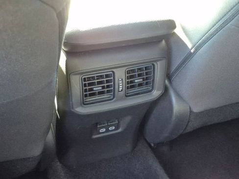 Used 2025 Toyota RAV4 XLE w/ Convenience Package image 17