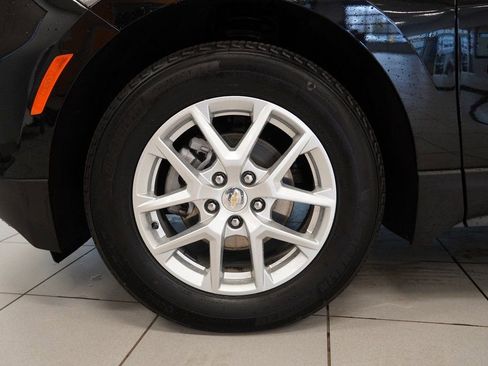 Used 2024 Chevrolet Equinox LS image 15