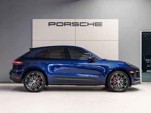 Certified 2023 Porsche Macan S AWD/4WD image 8