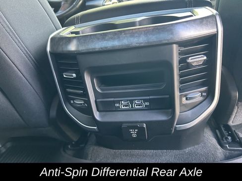 Used 2022 RAM 1500 Big Horn AWD/4WD image 34