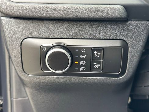 Used 2025 Ford Escape Active FWD image 33