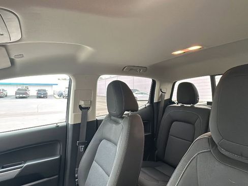 Used 2022 Chevrolet Colorado LT w/ LT Convenience Package image 13