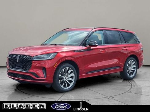 New 2026 Lincoln Aviator AWD image 1