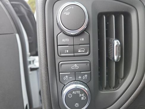 New 2026 GMC Sierra 1500 Pro w/ Graphite Edition image 5