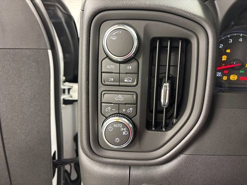 New 2026 GMC Sierra 1500 Pro AWD/4WD image 29