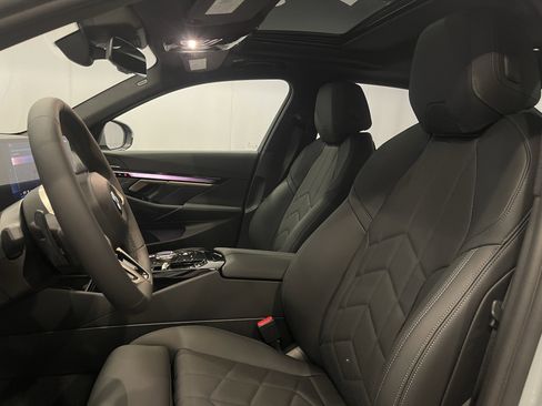 New 2027 BMW 530i xDrive AWD/4WD image 8