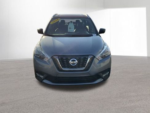 Used 2019 Nissan Kicks SR w/ SR Premium Package image 6