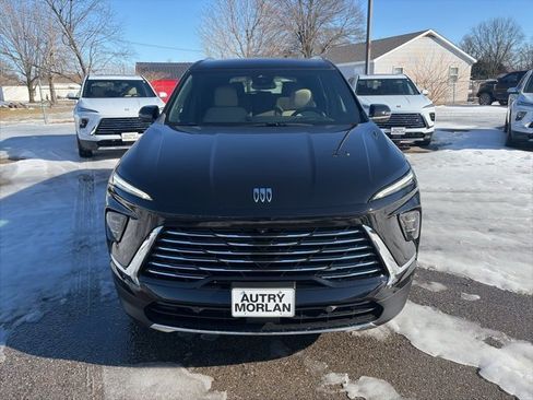 New 2026 Buick Enclave Preferred w/ LPO, Floor Liner Package image 9