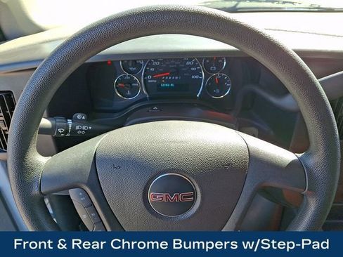 Used 2025 GMC Savana 2500 w/ Driver Convenience Package RWD image 4