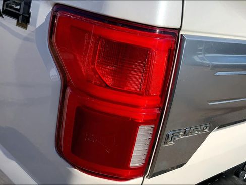 Used 2018 Ford F150 Platinum w/ Equipment Group 701A Luxury AWD/4WD image 29
