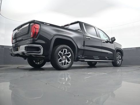 Used 2024 GMC Sierra 1500 SLT w/ SLT Premium Plus Package AWD/4WD image 25