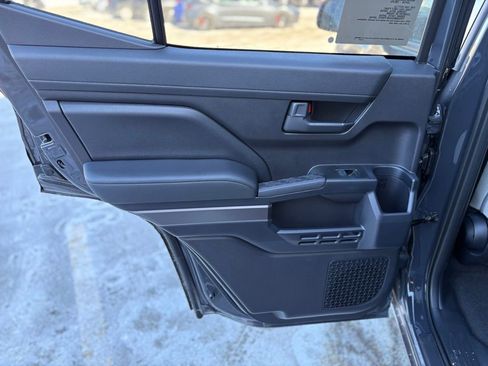 New 2026 Toyota 4Runner SR5 image 15