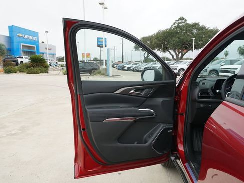 New 2026 Chevrolet Traverse High Country image 15