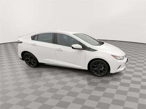 Certified 2017 Chevrolet Volt Premier w/ Driver Confidence II Package image 2