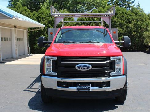Used 2017 Ford F550 4x4 Regular Cab Super Duty image 11