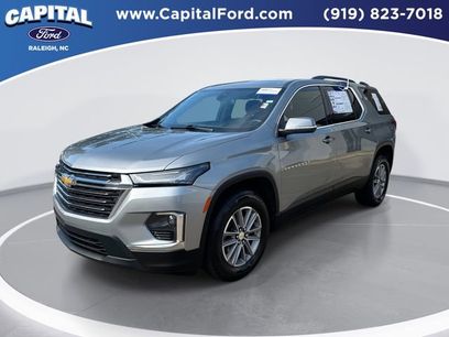 Used 2023 Chevrolet Traverse LT