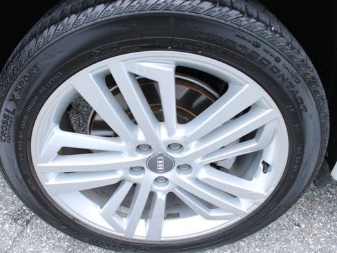 Used 2019 Audi Q5 2.0T Premium Plus w/ Premium Plus Package AWD/4WD image 37