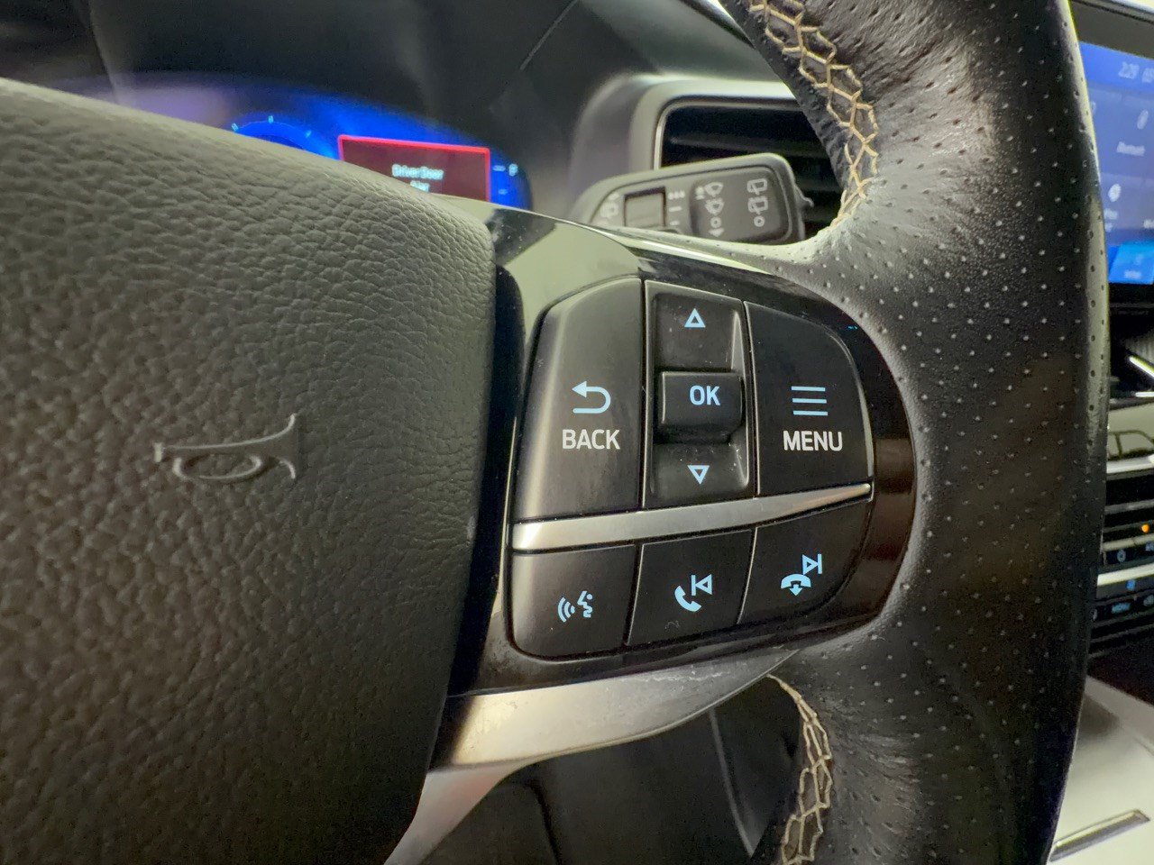 Certified 2022 Ford Explorer ST w/ ST Street Pack RWD image 19