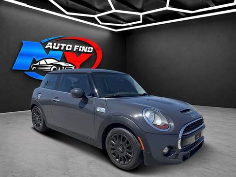 Used 2014 MINI Cooper S FWD image 2