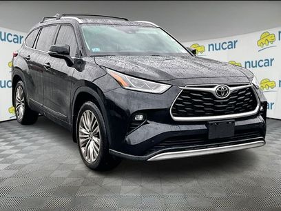 Used 2022 Toyota Highlander Platinum