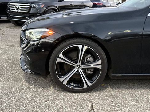 Used 2023 Mercedes-Benz C 300 Sedan image 10