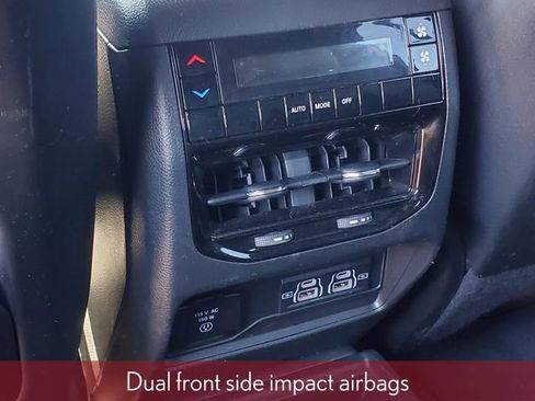 Used 2024 Jeep Grand Cherokee L Altitude image 38