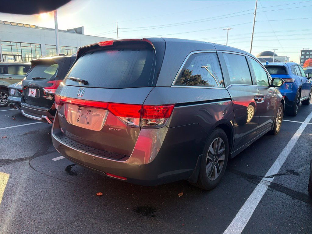 Used 2014 Honda Odyssey Touring image 3