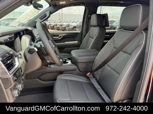 New 2026 GMC Yukon Elevation w/ Elevation Premium Package AWD/4WD image 23