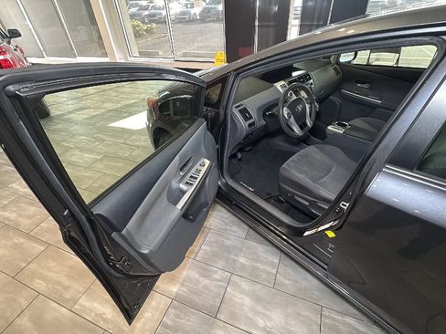Used 2012 Toyota Prius V Three FWD image 30