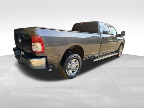 Used 2024 RAM 2500 Tradesman w/ Chrome Appearance Group AWD/4WD image 4