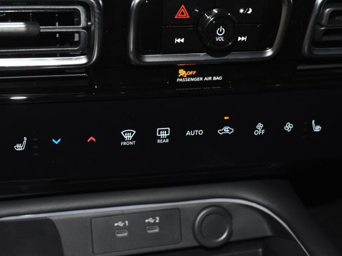 New 2026 Nissan Sentra SV w/ SV Convenience Package FWD image 11