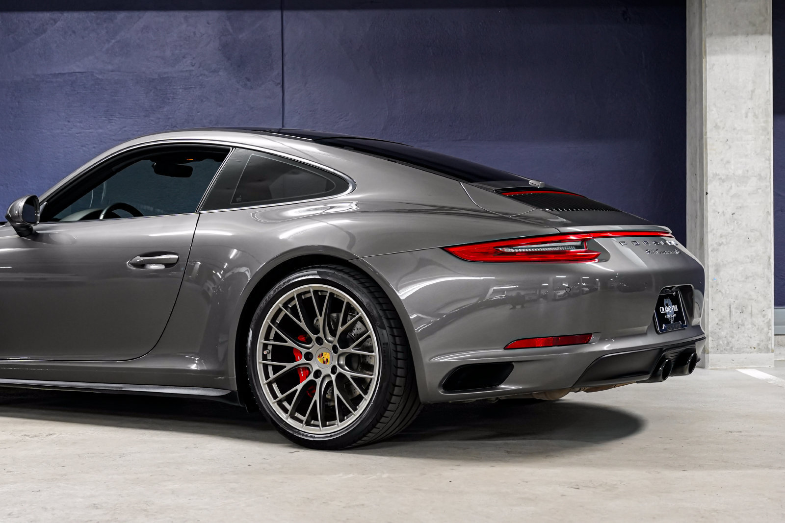Used 2019 Porsche 911 Carrera 4S AWD/4WD image 36