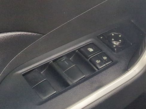 Used 2021 Toyota RAV4 LE FWD image 29